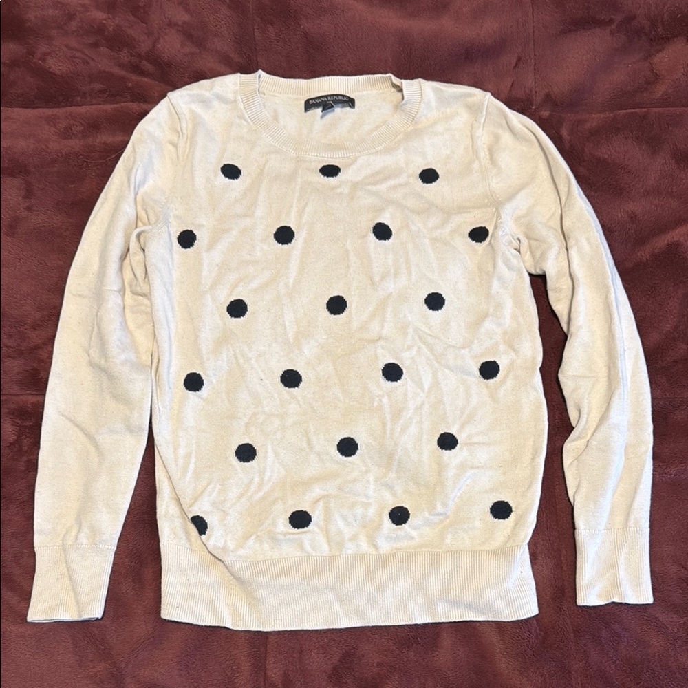 Banana Republic Cream and Black Crew Neck Sweater
